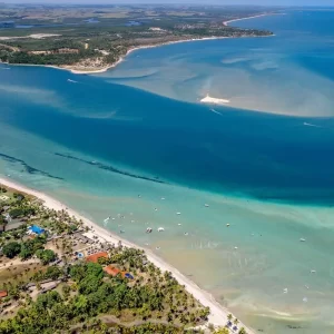 Vista aérea da Praia de Carneiros, Pernambuco.